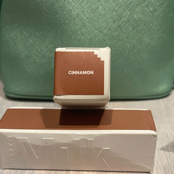 Milk Makeup flex foundation stick shad: Cinnamon - Picture 6 of 6